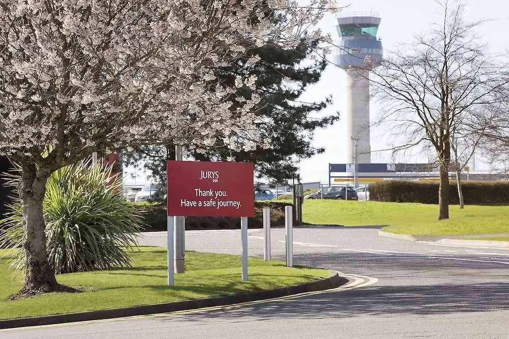 Jurys Inn East Midlands Airport  Castle Donington 4*,
