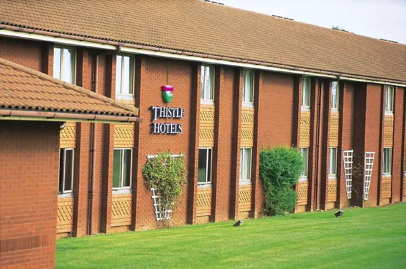 Jurys Inn East Midlands Airport  Castle Donington 4*,