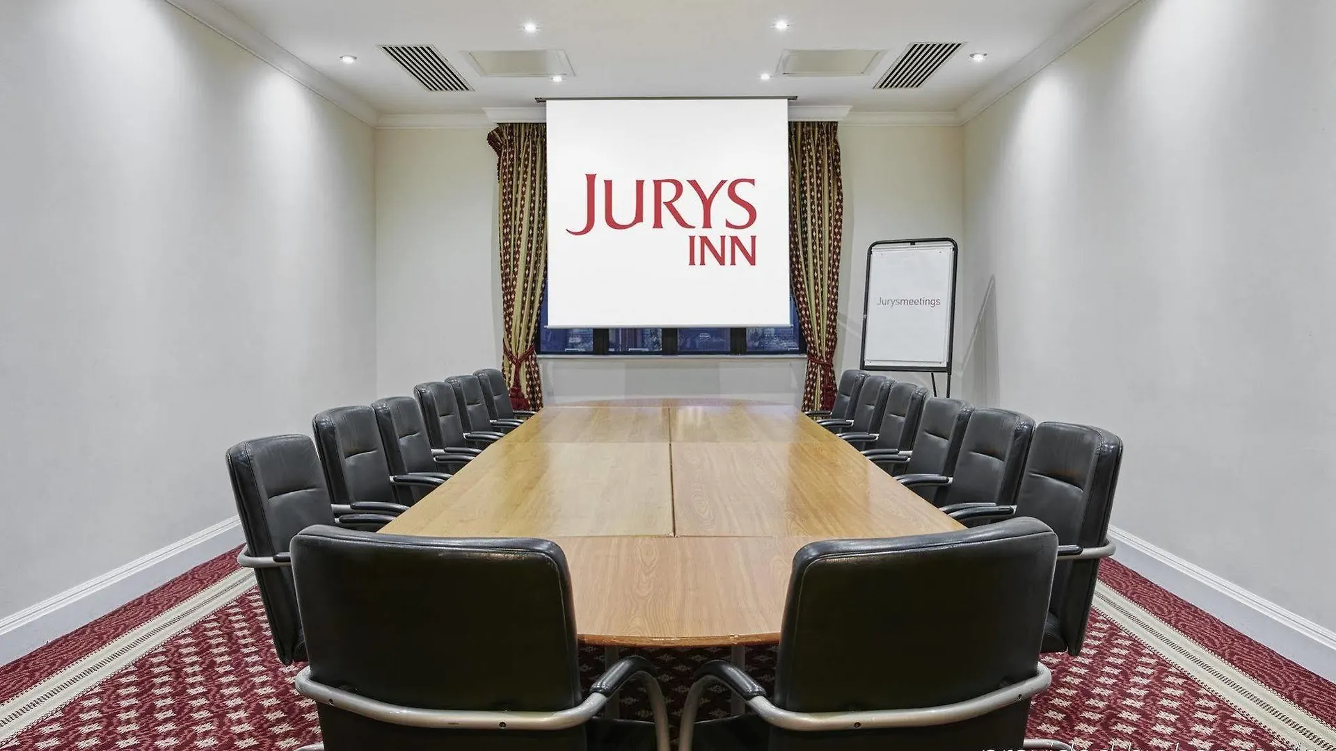 Jurys Inn East Midlands Airport  Castle Donington Hotel