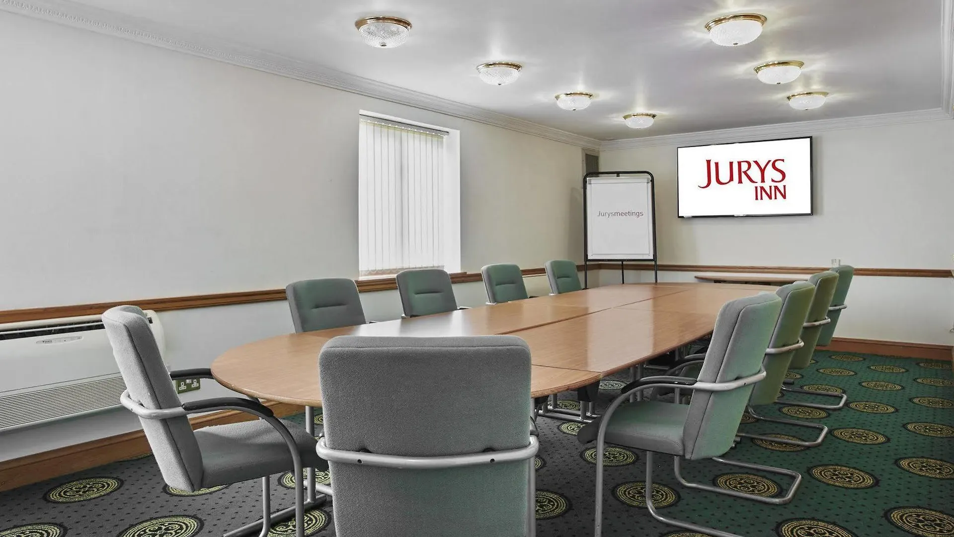 Jurys Inn East Midlands Airport  Castle Donington Hotel