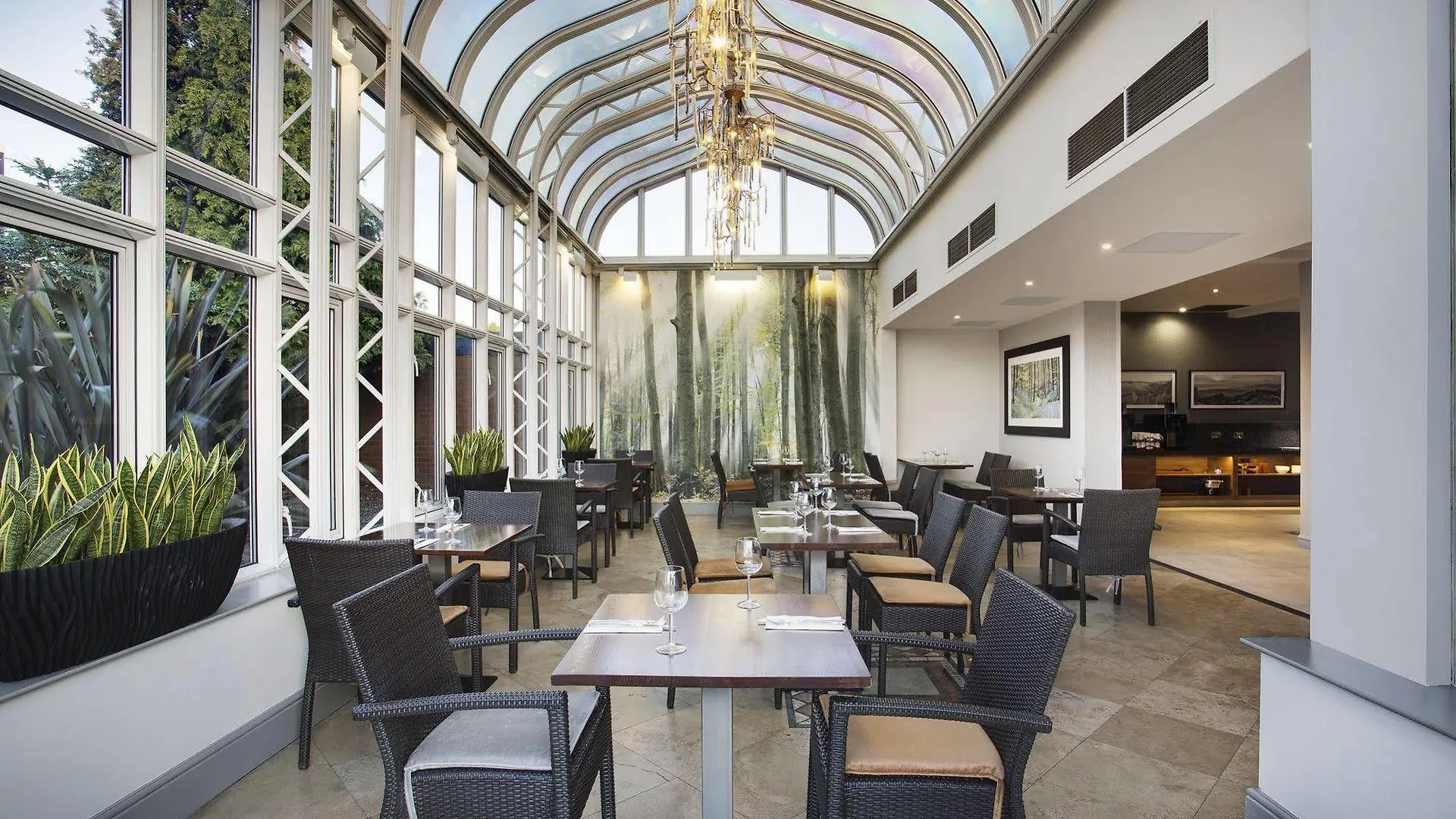 Jurys Inn East Midlands Airport  Castle Donington
