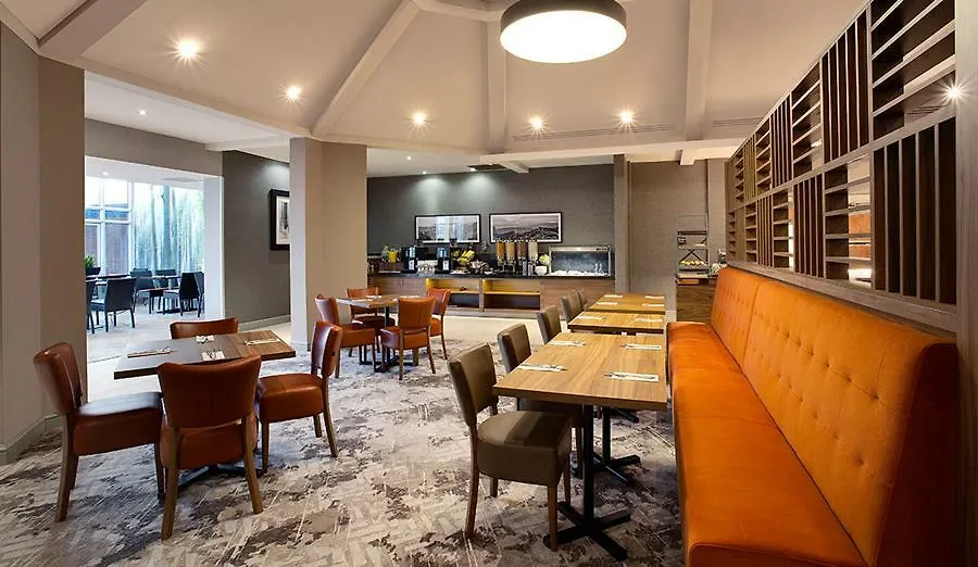 Jurys Inn East Midlands Airport  Castle Donington Hotel